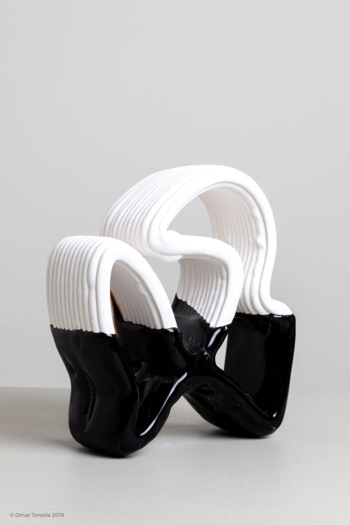 omartonella-shanelutzk-fondazionedemari-borgioverezzi-robertogiannotti-ceramica-3dprinting-3dceramicprinting-wasp-savona-demari-festivalborgioverezzi-teatro-festivalteatrale-award